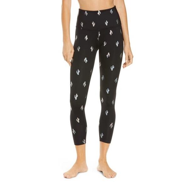 BEYOND YOGA CACTUS PRINT HIGH WAIST LEGGINGS IN BLACK SILVER DIZZY CACTUS SIZE L - Picture 1 of 6